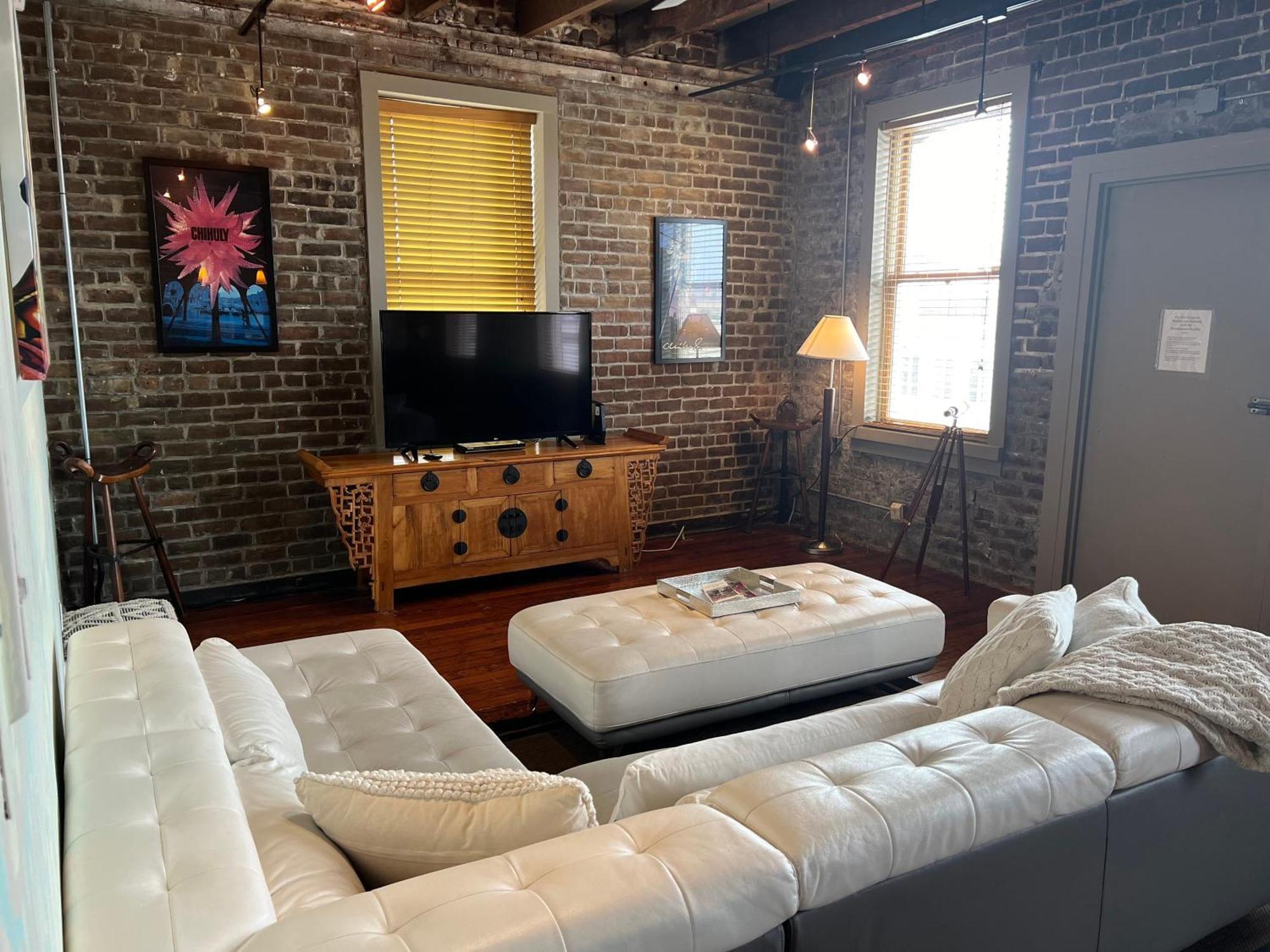 Apartamento Penthouse On Broughton With Free Reserved Parking